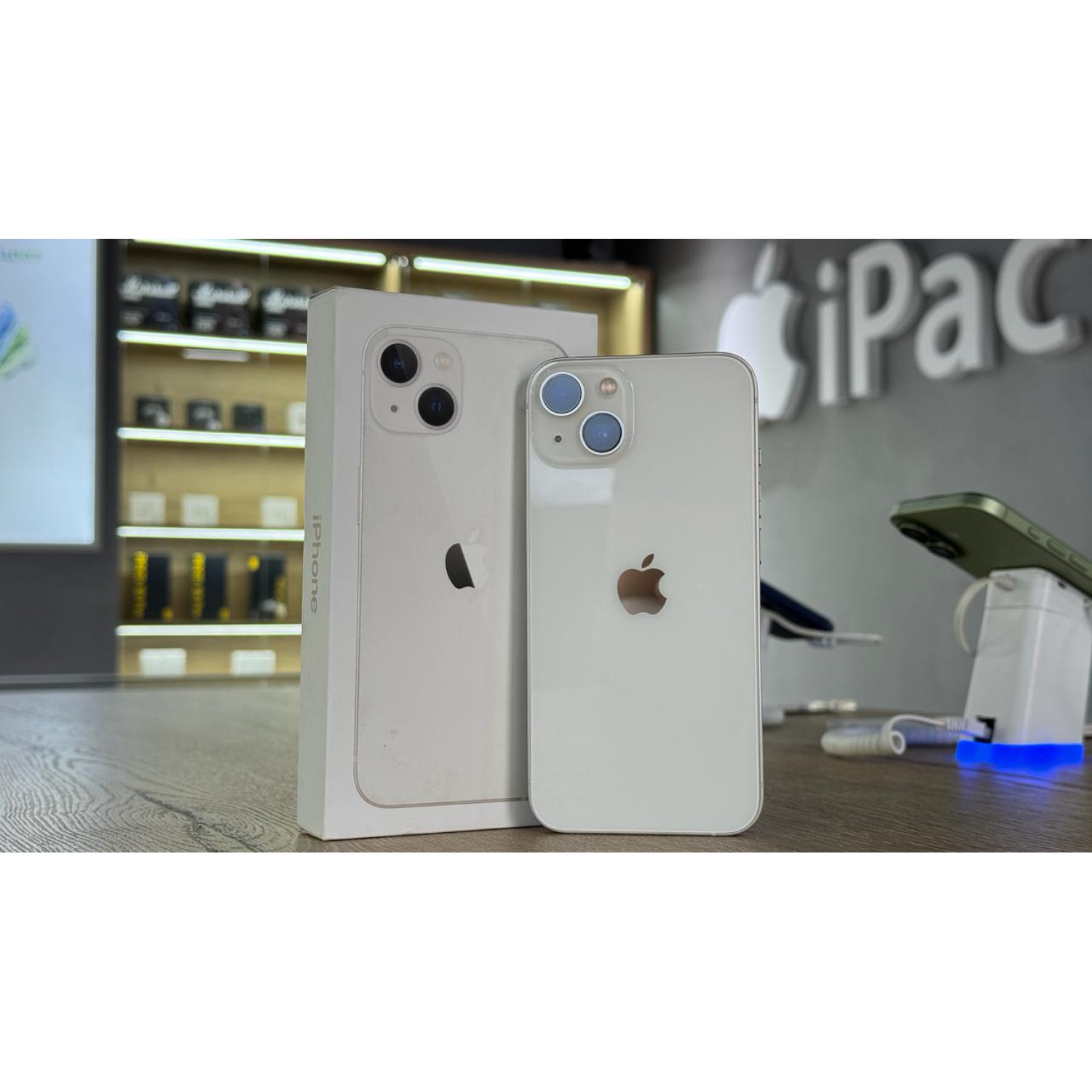 Apple iPhone 13 128Gb Сияющая звезда Б\У class=
