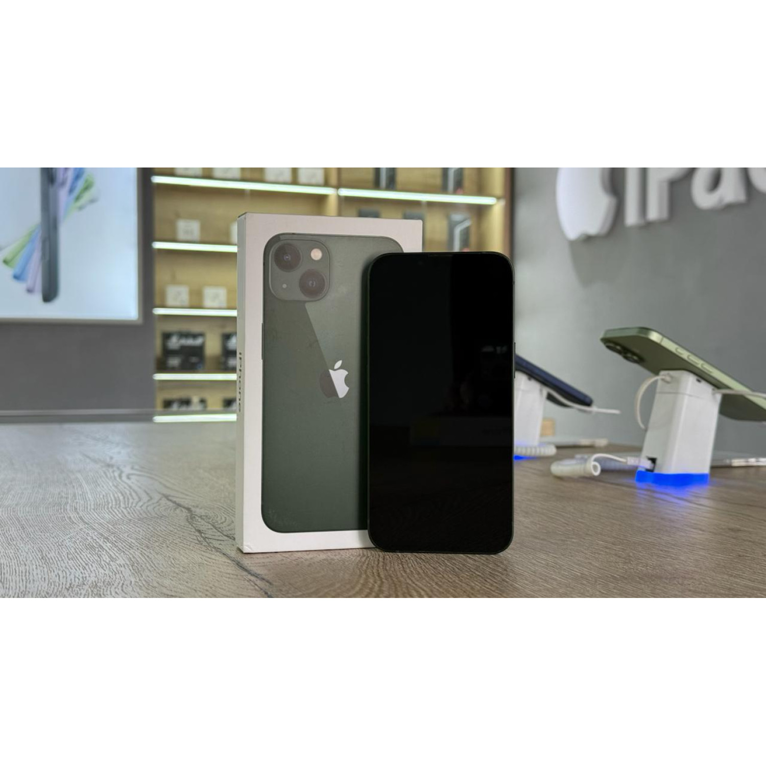 Apple iPhone 13 128Gb зеленый Б\У