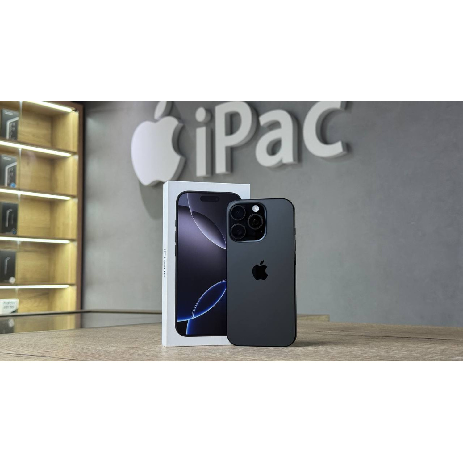 Apple iPhone 16 Pro 256Gb Черный Б\У class=