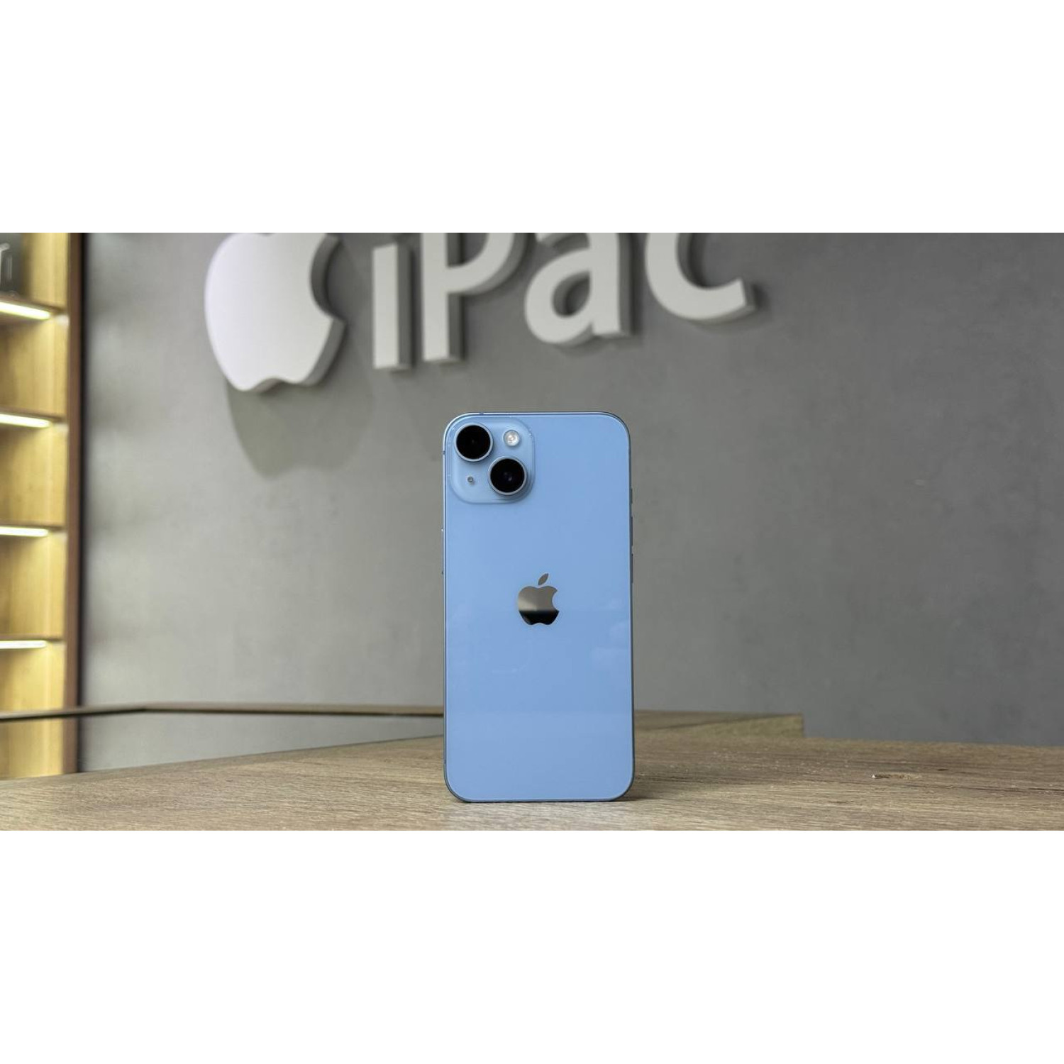 Apple iPhone 14 256Gb Голубой Б\У class=